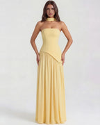 Vestido maxi amarillo con abertura lateral