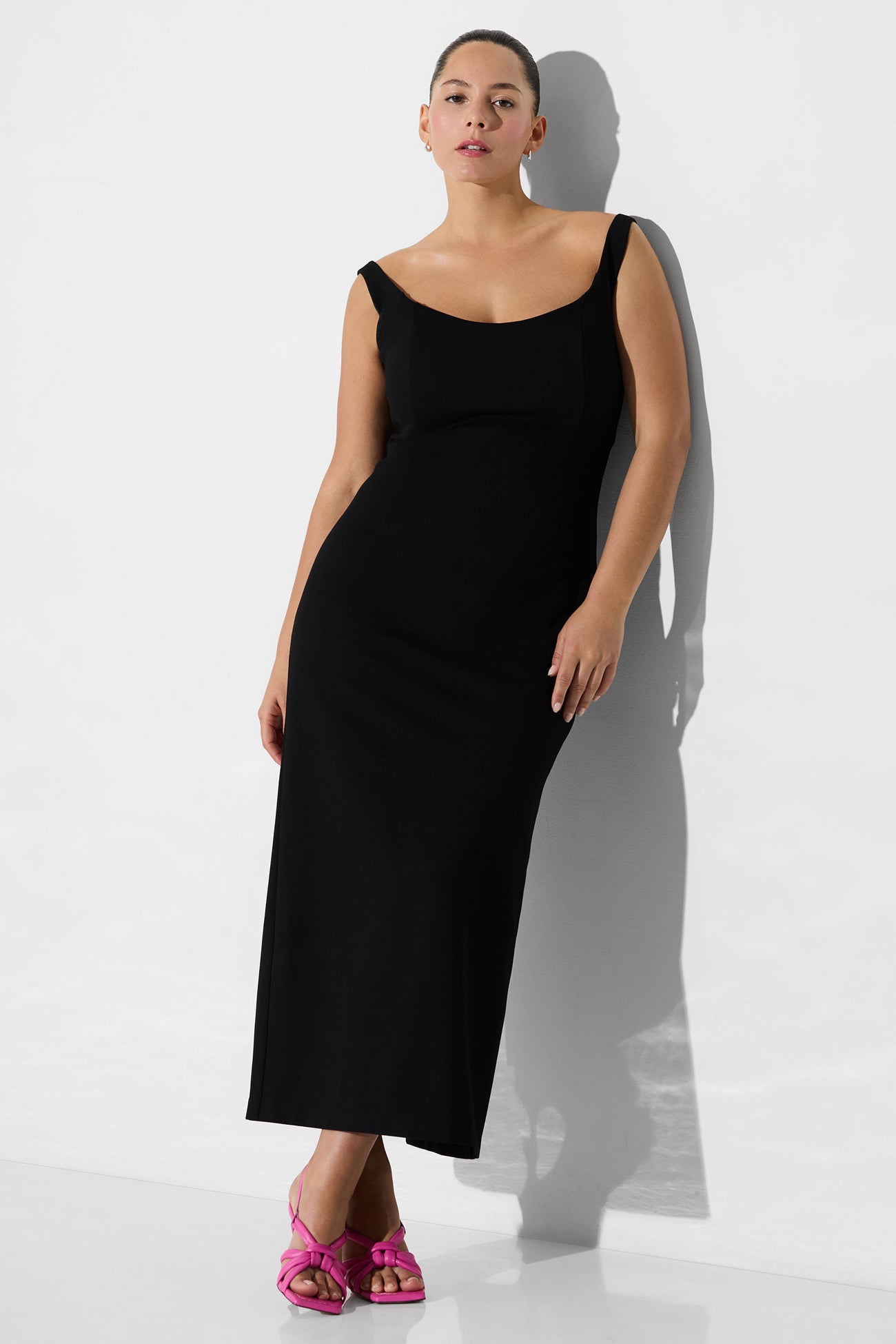 Vestido Con Apertura Eliana
