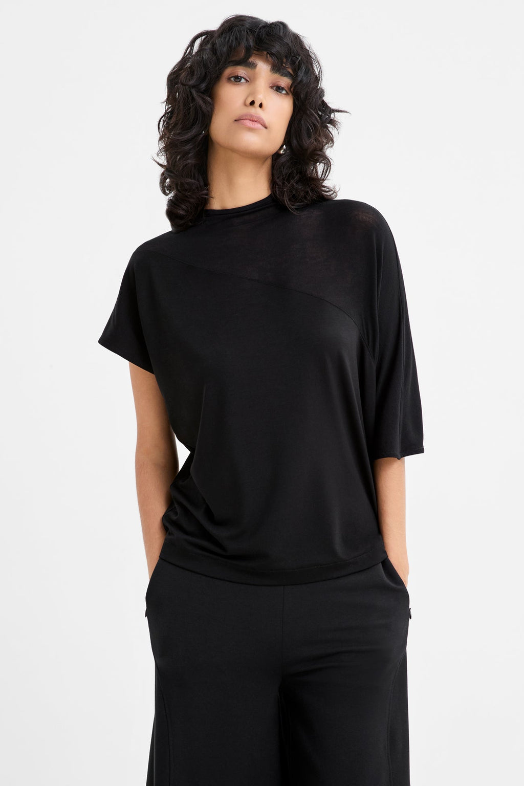 Ariel Top