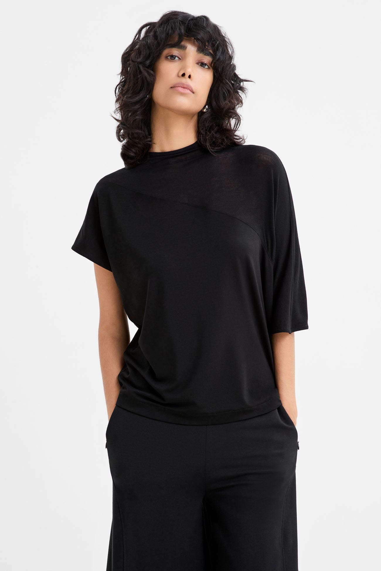 Ariel Top