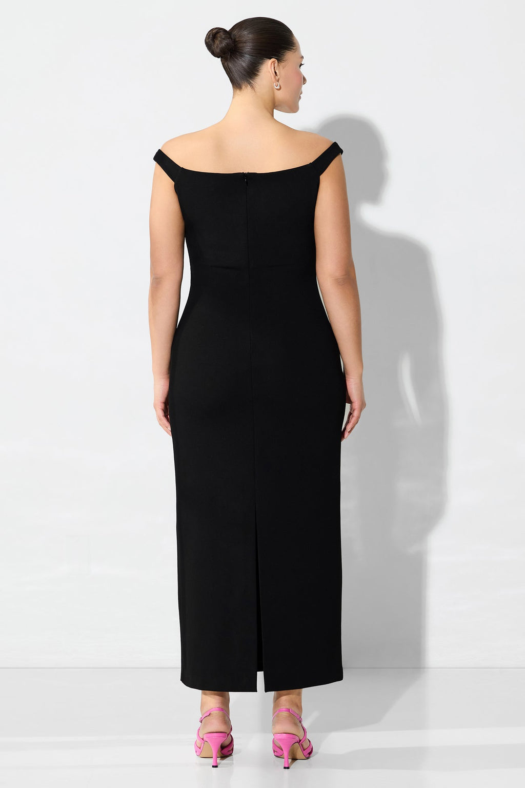 Vestido Con Apertura Eliana