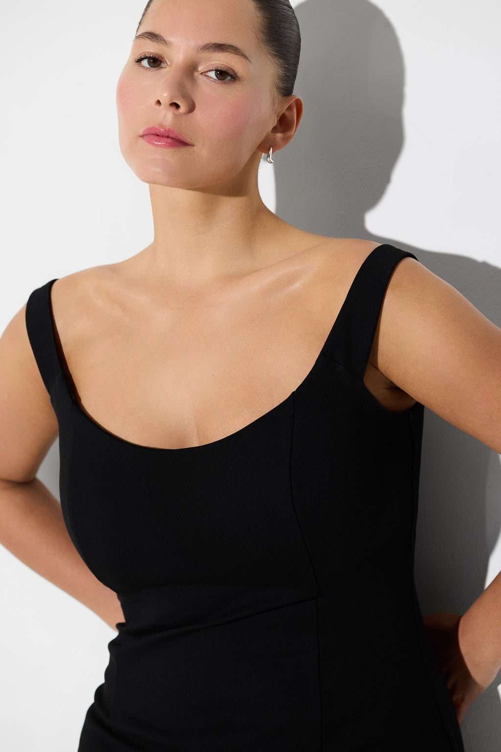 Vestido Con Apertura Eliana