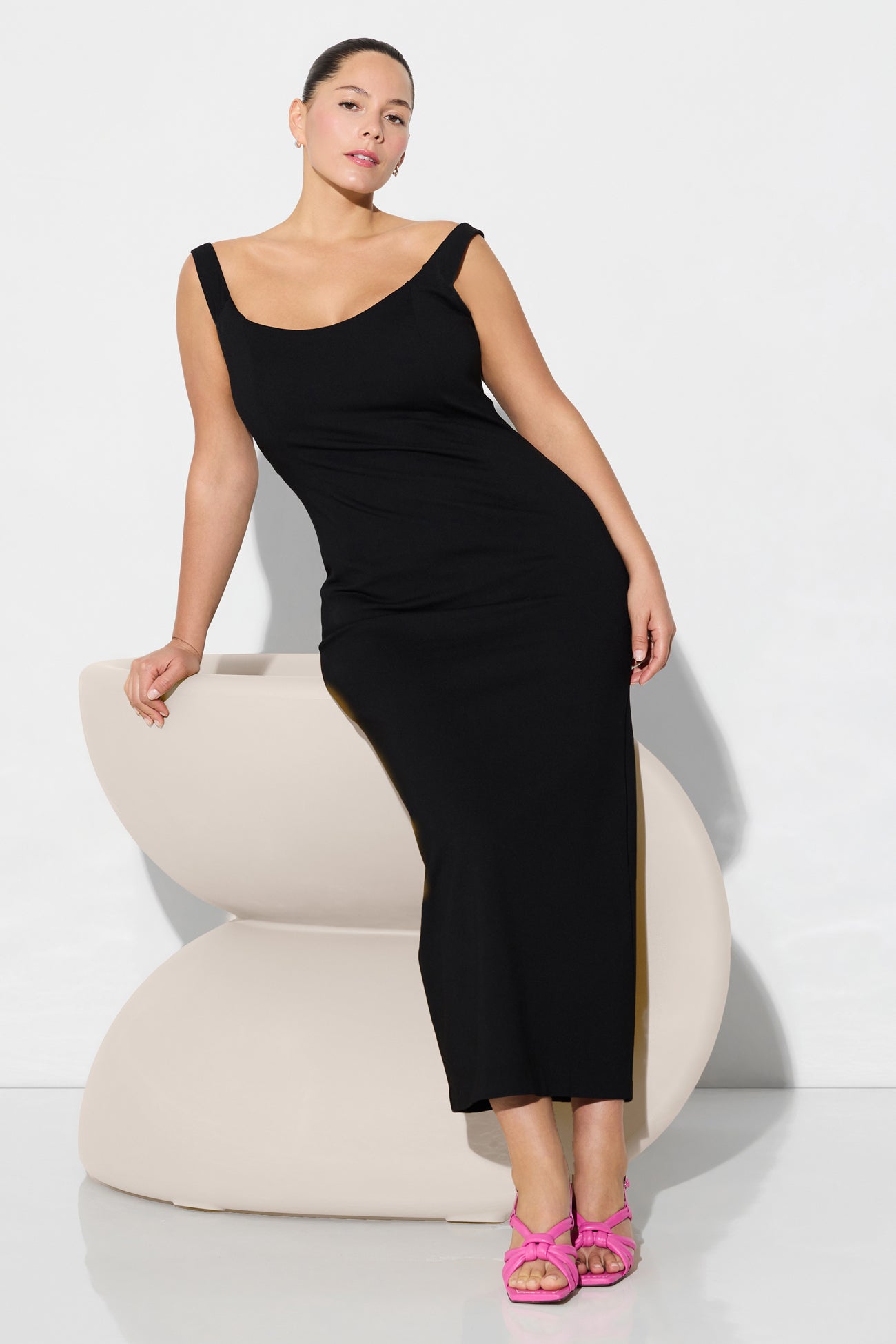 Vestido Con Apertura Eliana