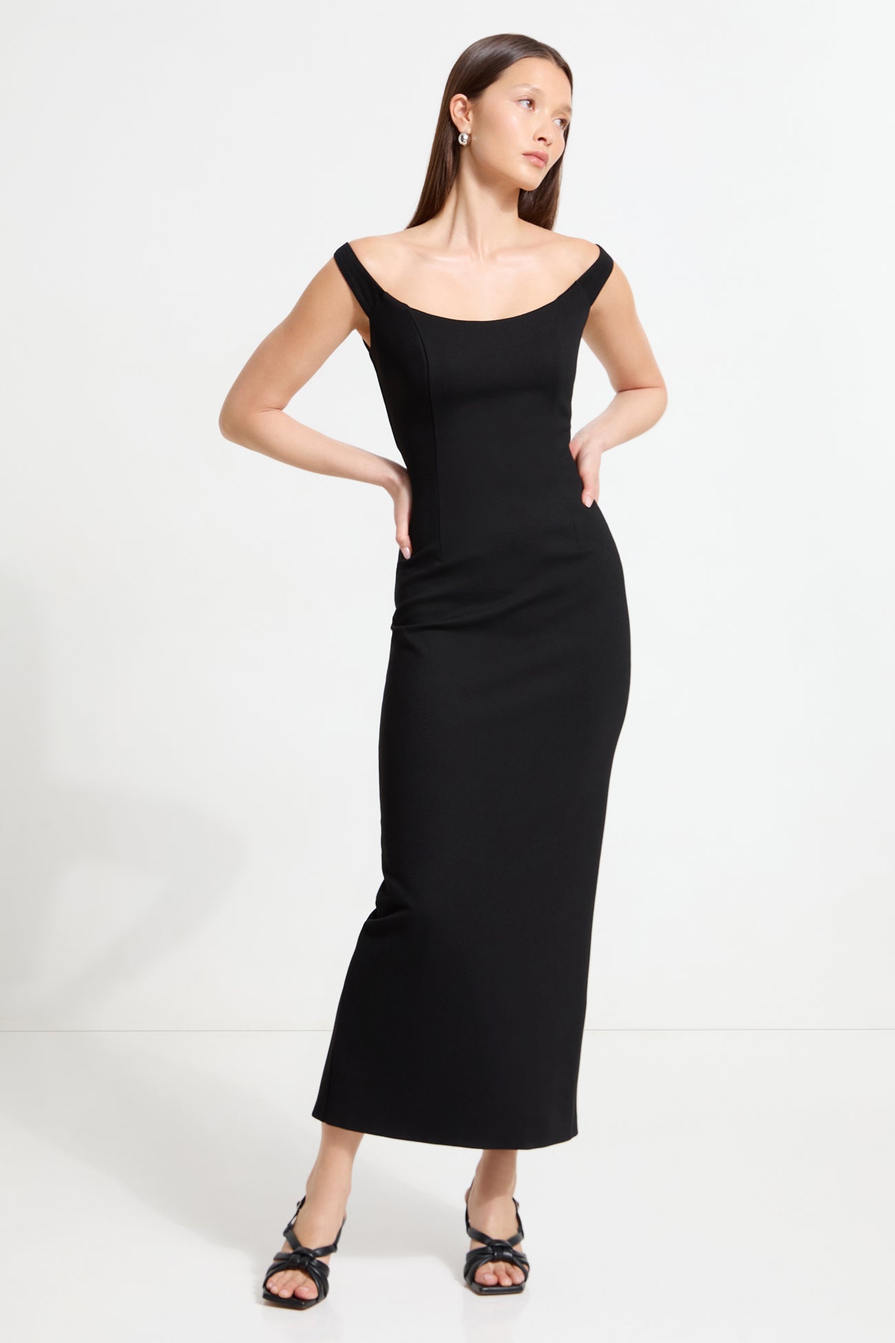 Vestido Con Apertura Eliana