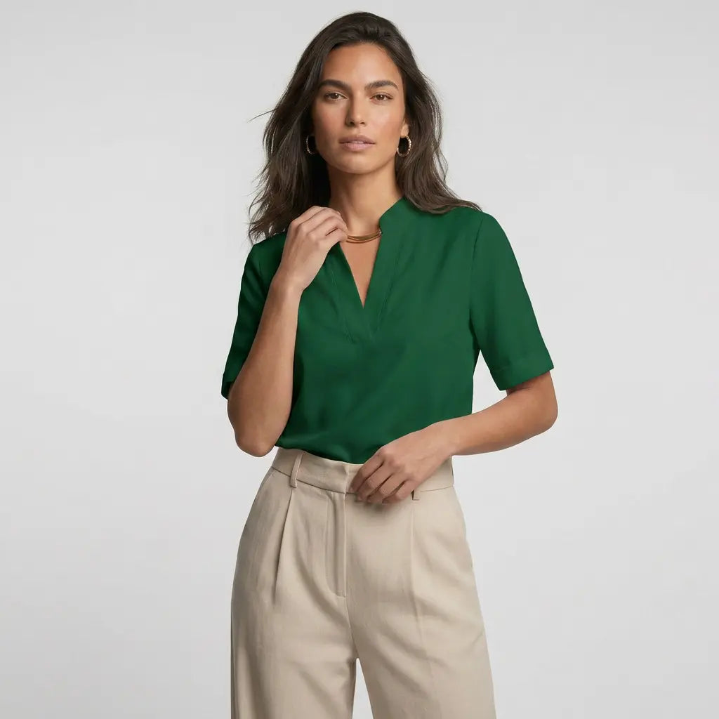 Blusa Elegante con Cuello en V | Básicos Atelier
